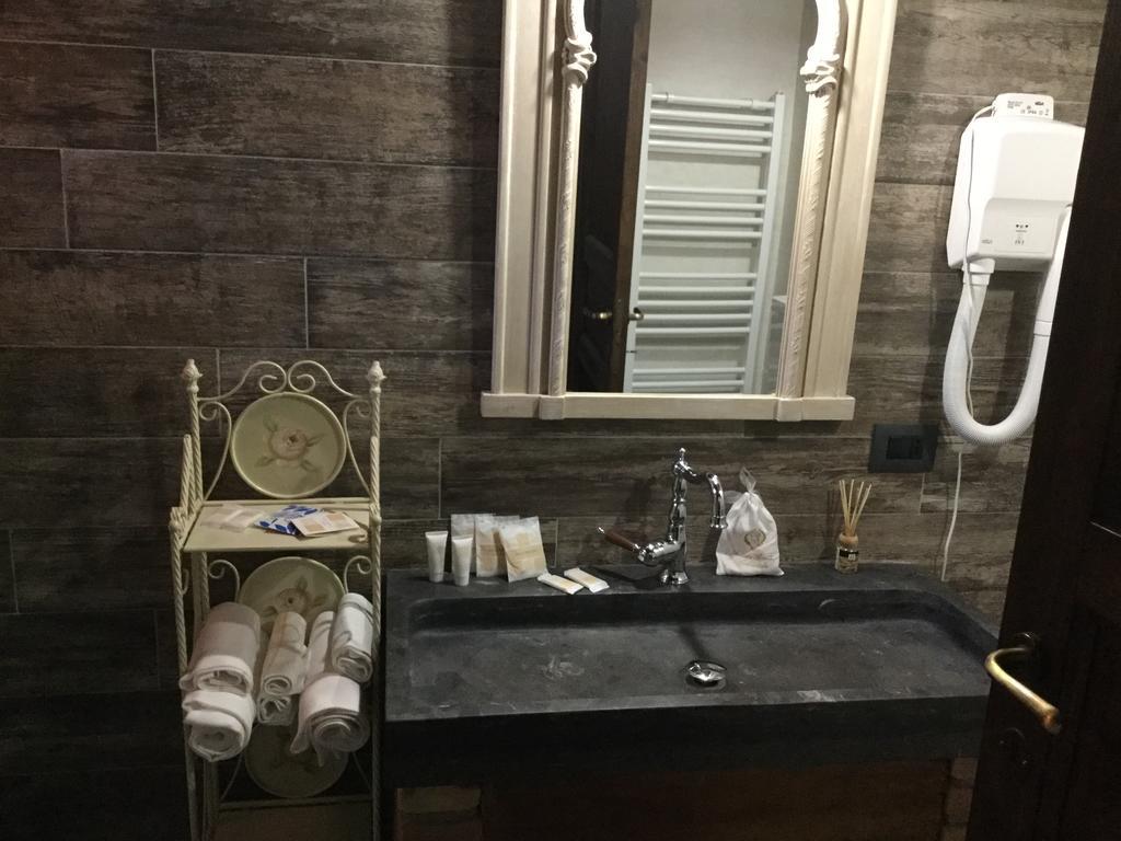 Palazzo Diamante Hotel Calascio Kültér fotó