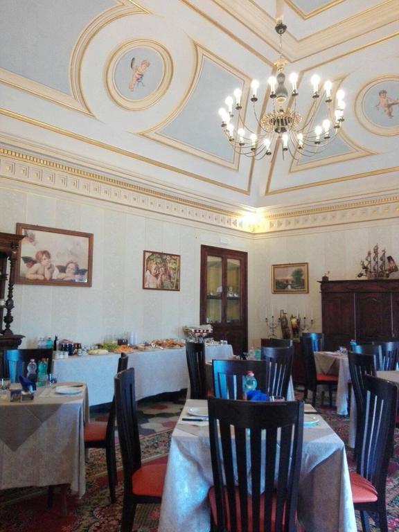 Palazzo Diamante Hotel Calascio Kültér fotó